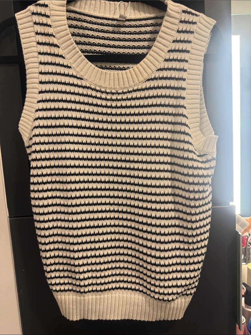 Women's Sleeveless Knit Stripe Sweater Vest - Black & white
